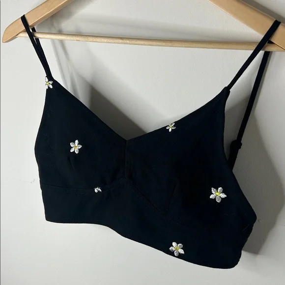 Kendall and Kylie daisy bra top - Picture 2 of 5